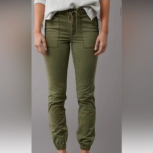 American Eagle pants